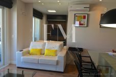 Apartamento em Florianópolis - 077