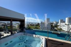 Apartamento em Florianópolis - 054