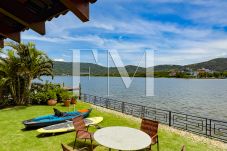 Casa em Florianópolis - 027