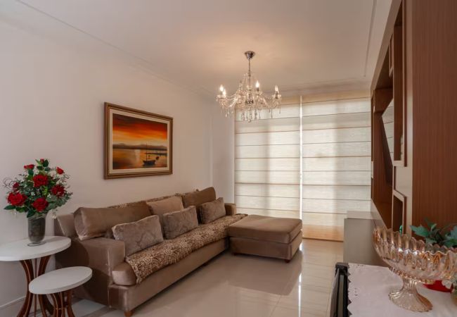 Apartamento em Florianópolis - 242