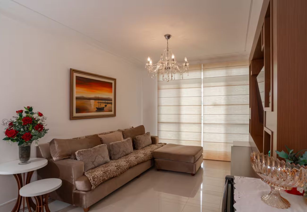 Apartamento em Florianópolis - 242