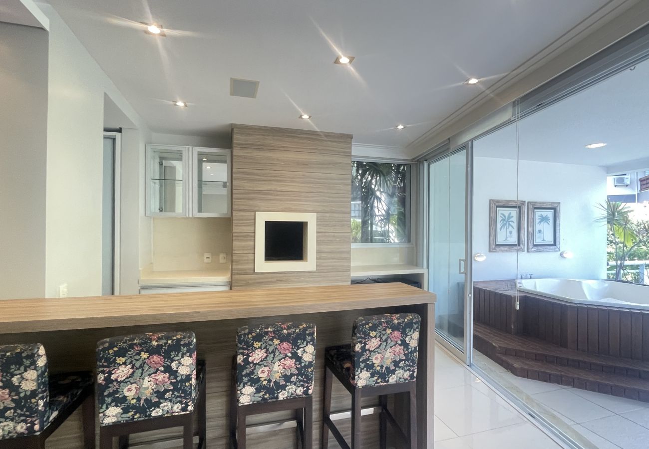 Apartamento em Florianópolis - 255