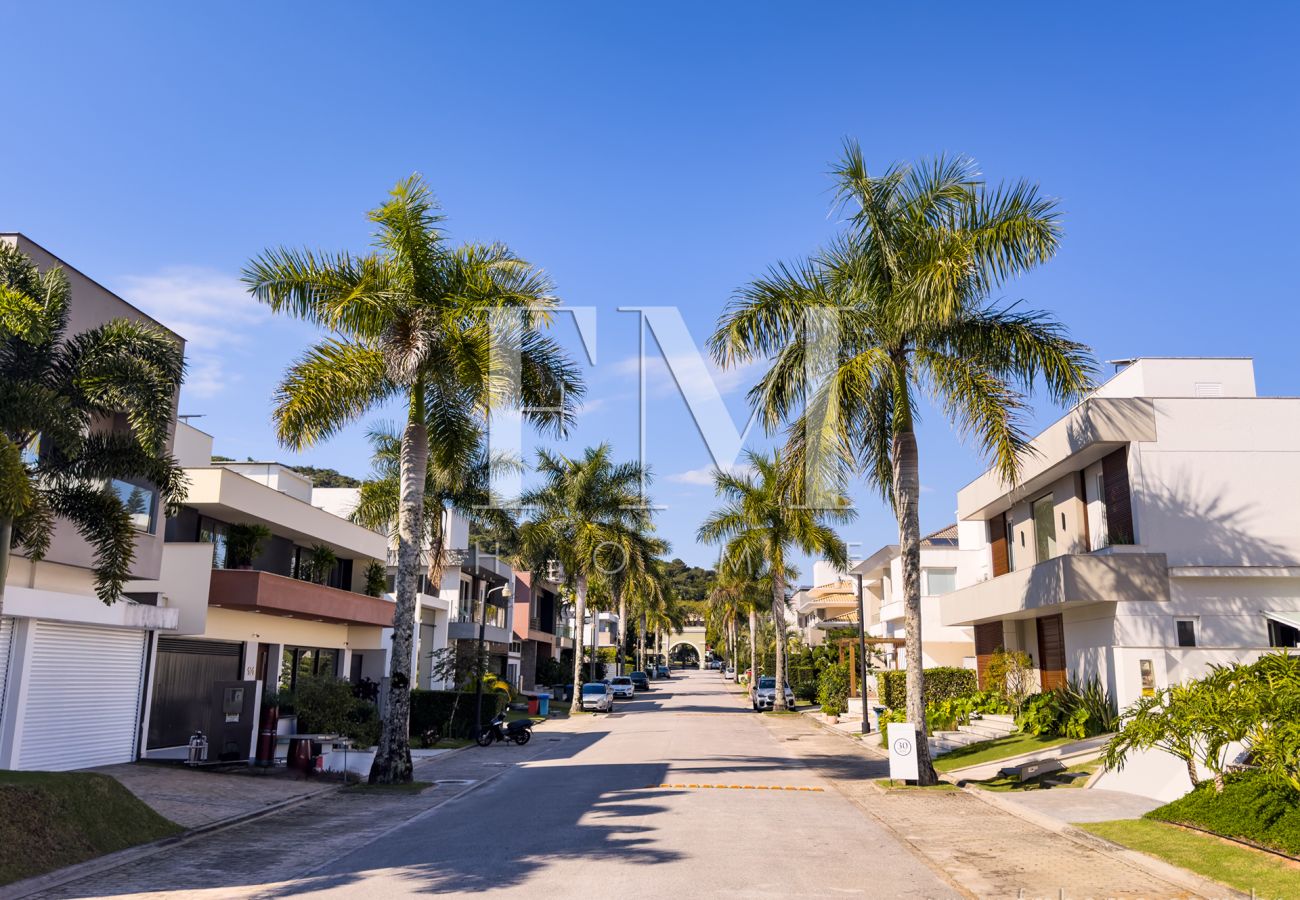 Casa en Florianópolis - 001 Casa en Florianópolis - 001