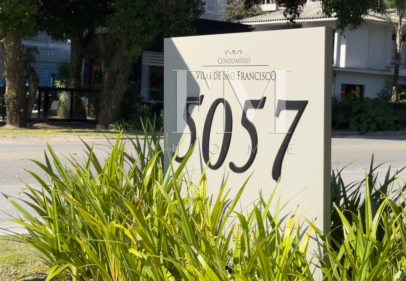 Casa en Florianópolis - 001 Casa en Florianópolis - 001